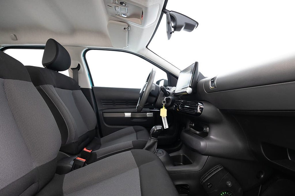 Vehicle Image 14
