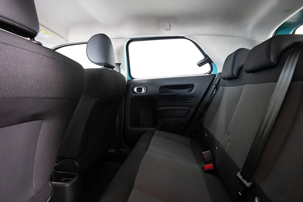 Vehicle Image 17