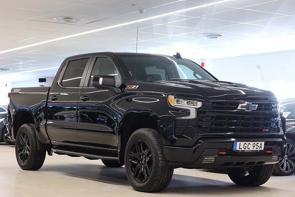 Vehicle Image 8