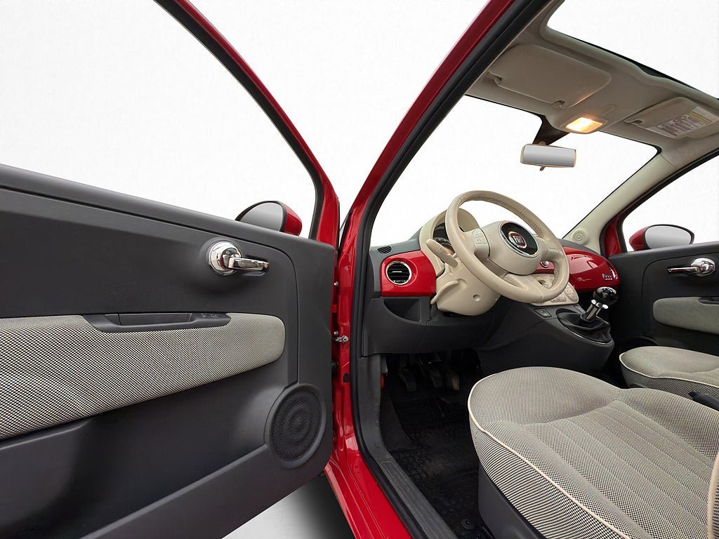 Vehicle Image 10