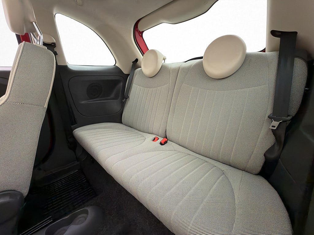 Vehicle Image 21