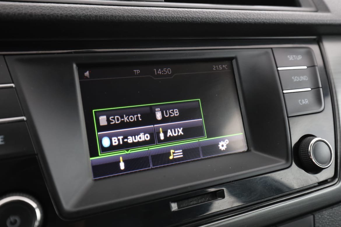 Vehicle Image 21