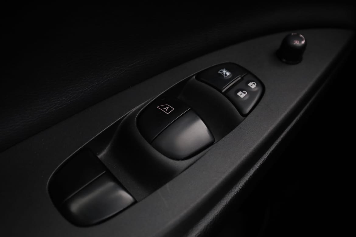 Vehicle Image 32
