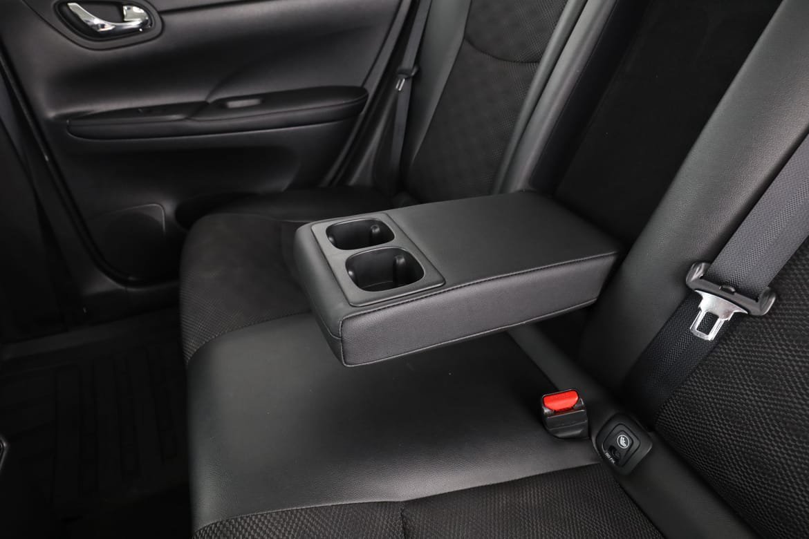 Vehicle Image 35