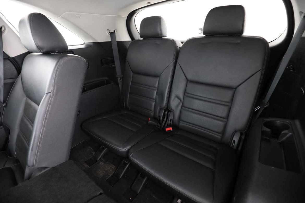 Vehicle Image 38