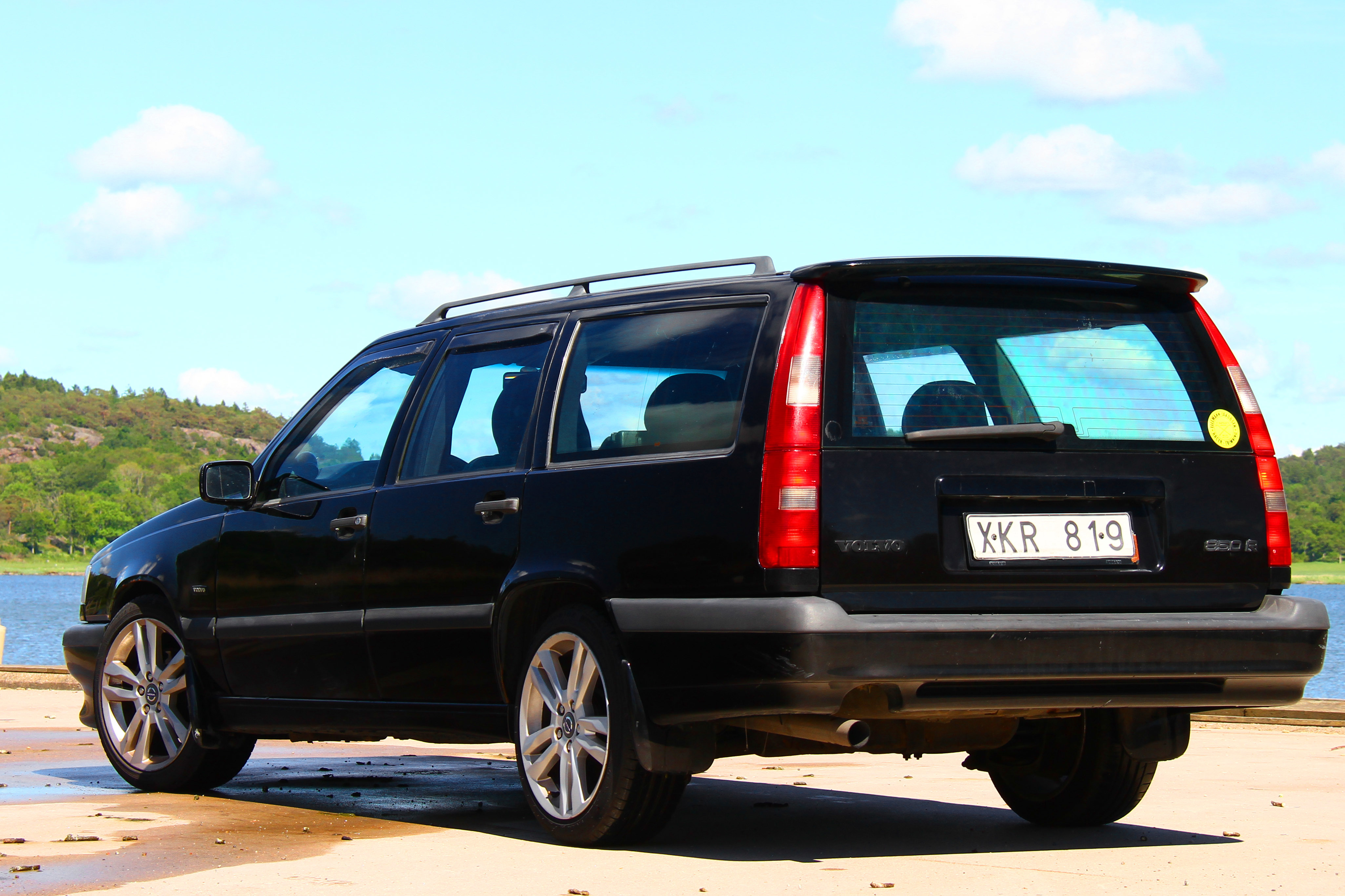 Vehicle Image 23