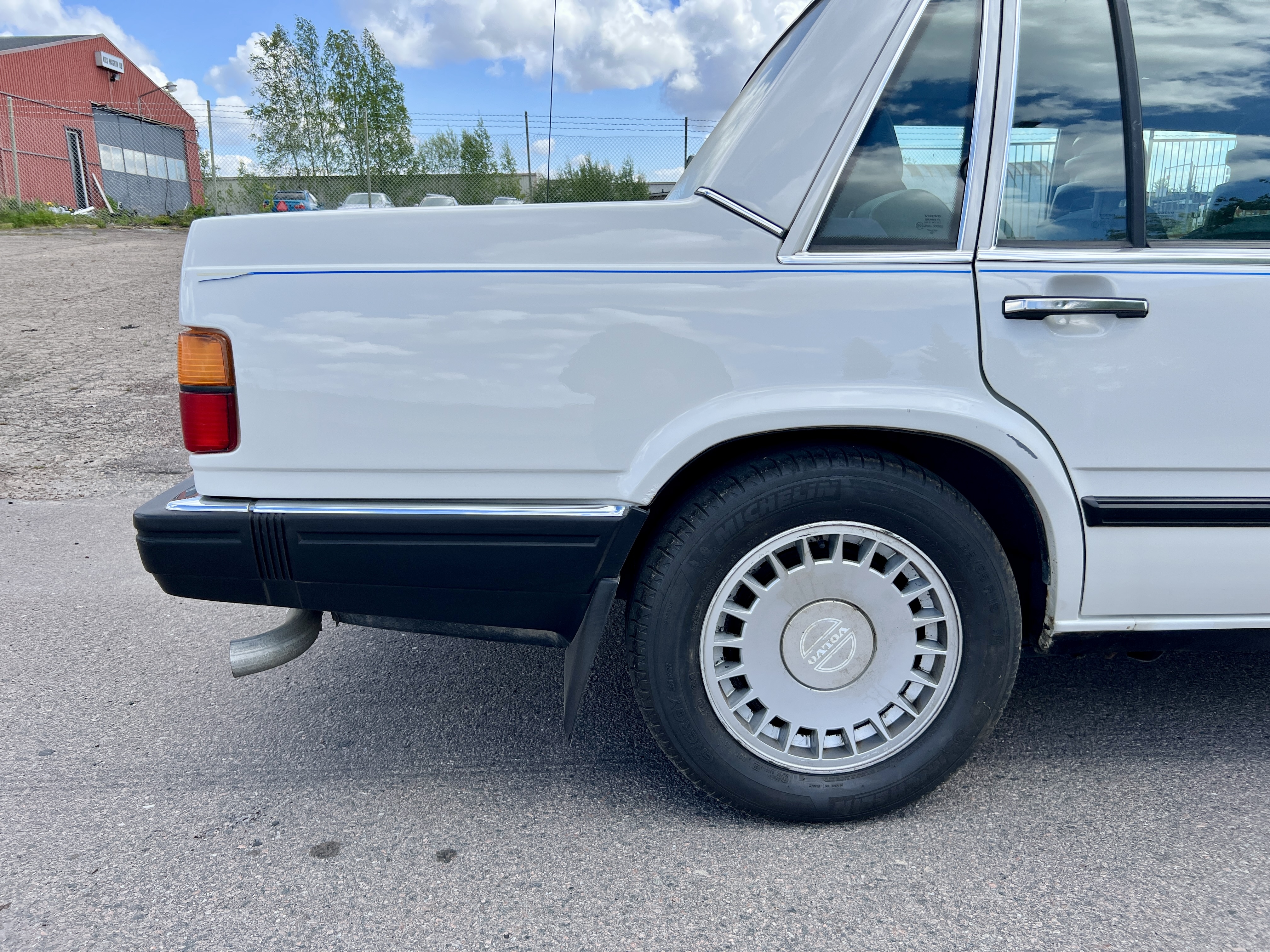 Vehicle Image 82