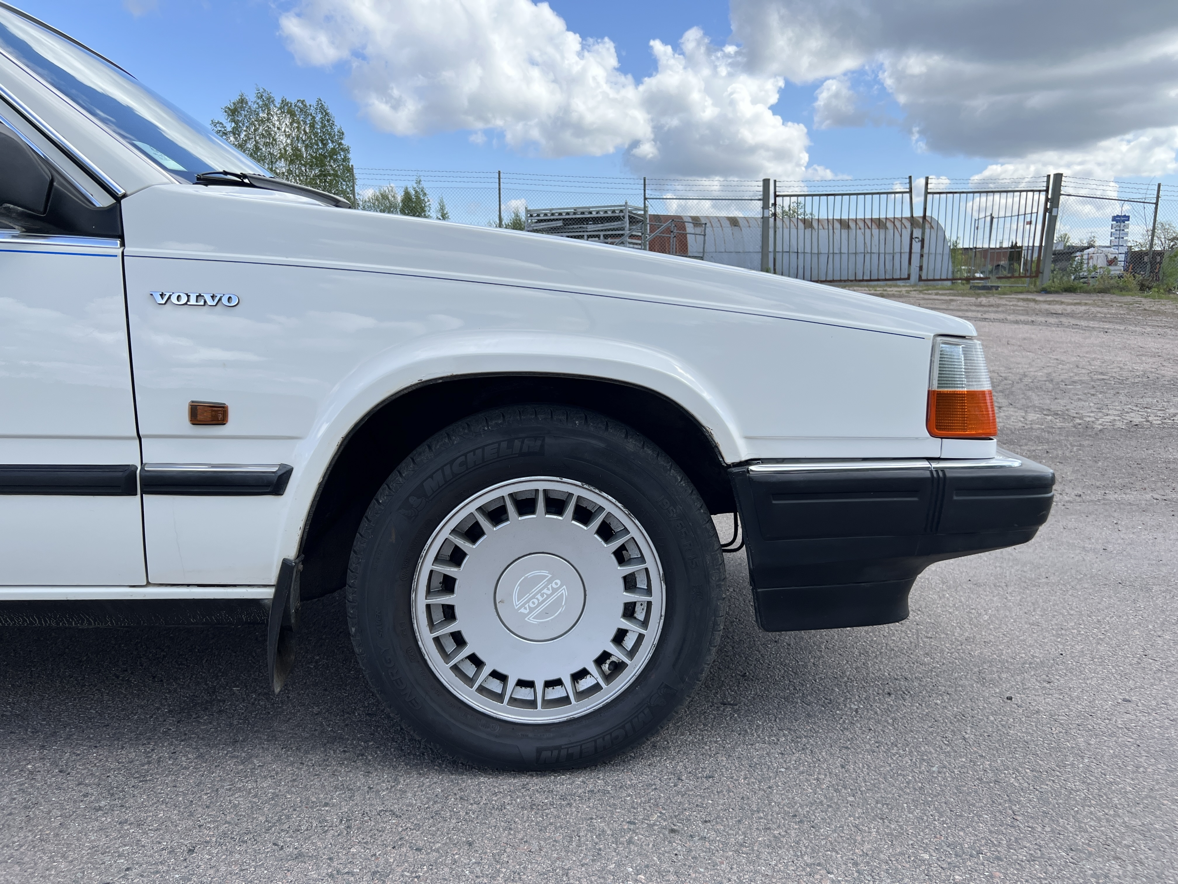 Vehicle Image 83
