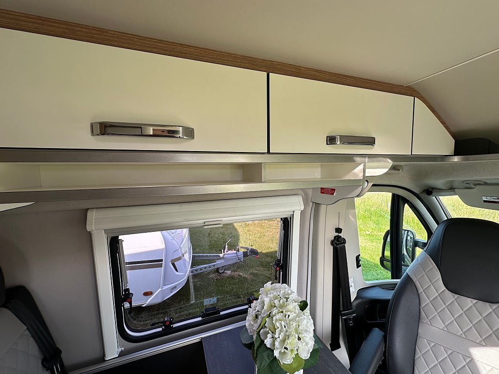 Vehicle Image 22