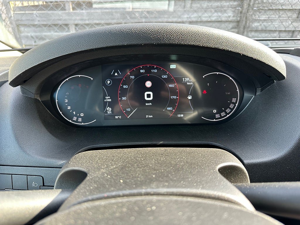 Vehicle Image 31