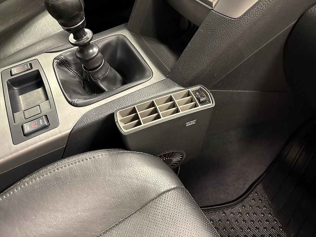 Vehicle Image 23