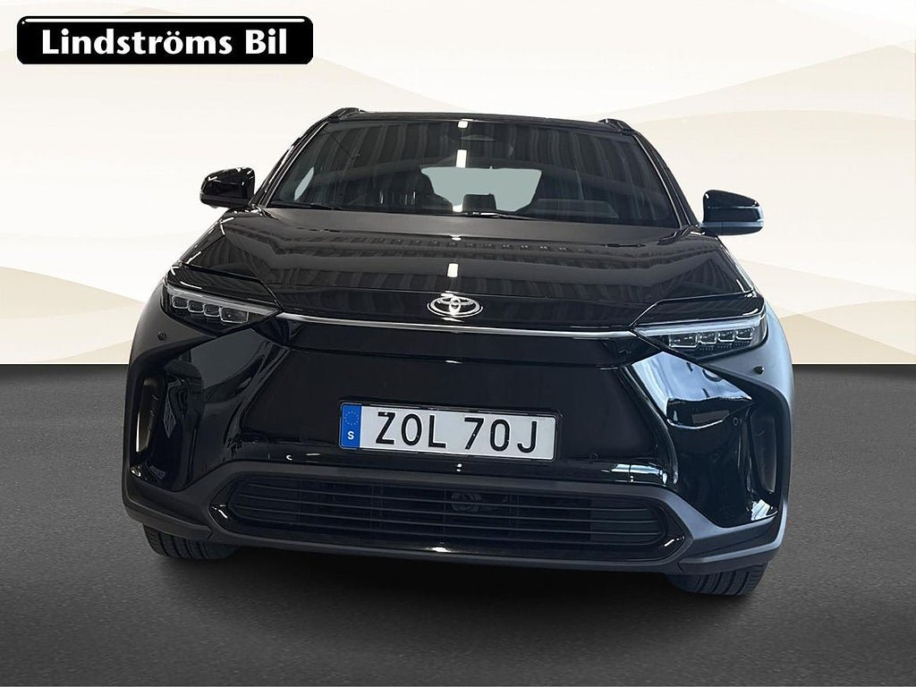 Vehicle Image 10
