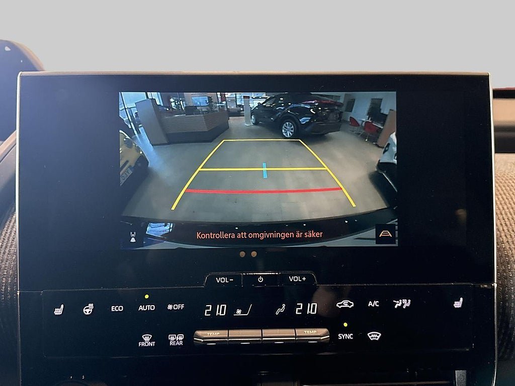 Vehicle Image 17