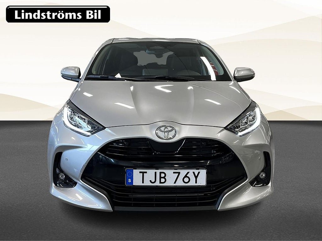 Vehicle Image 8