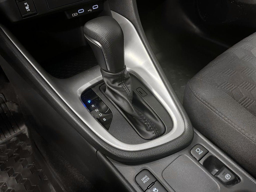 Vehicle Image 17