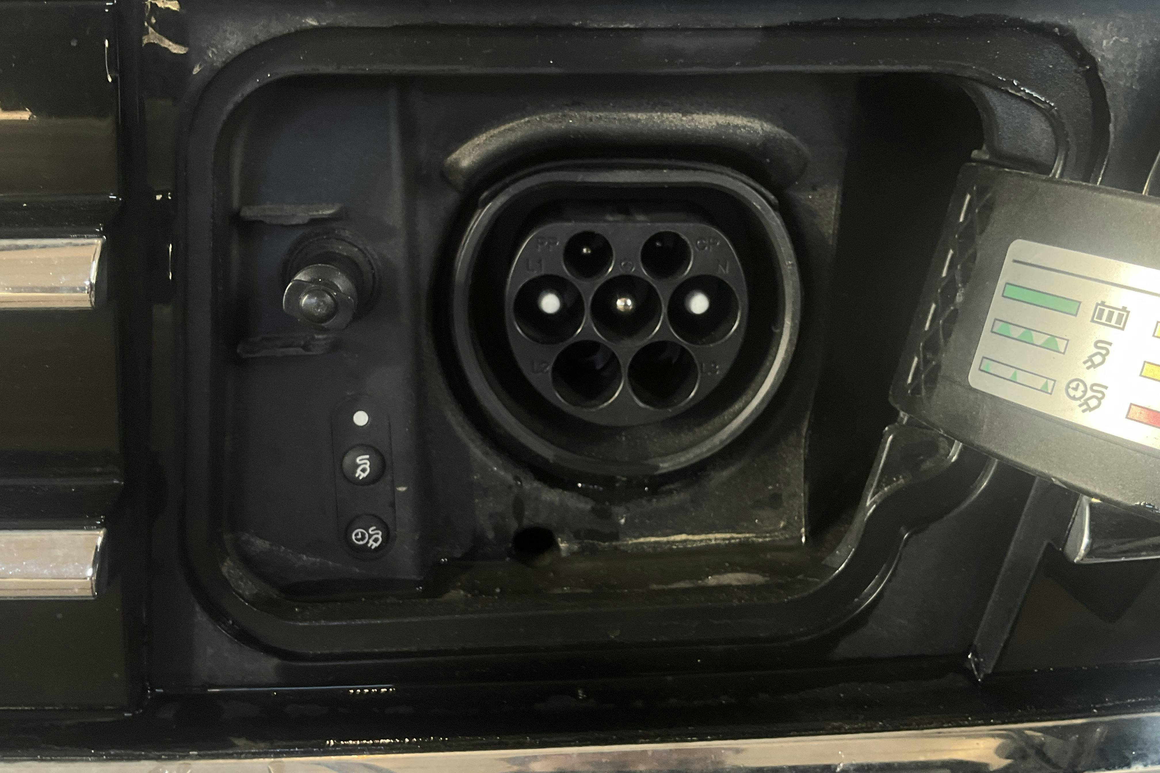 Vehicle Image 19