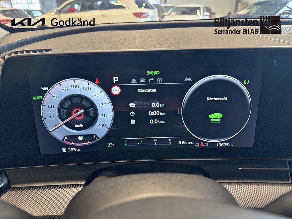 Vehicle Image 10