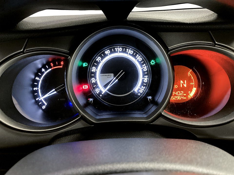 Vehicle Image 7