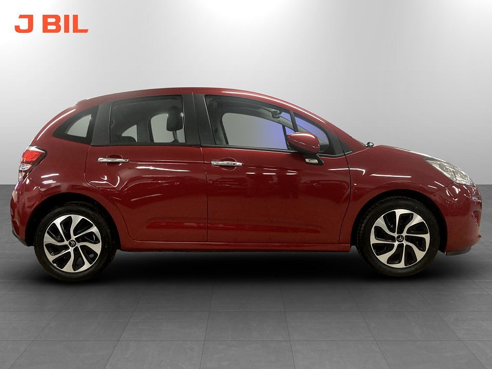 Vehicle Image 13