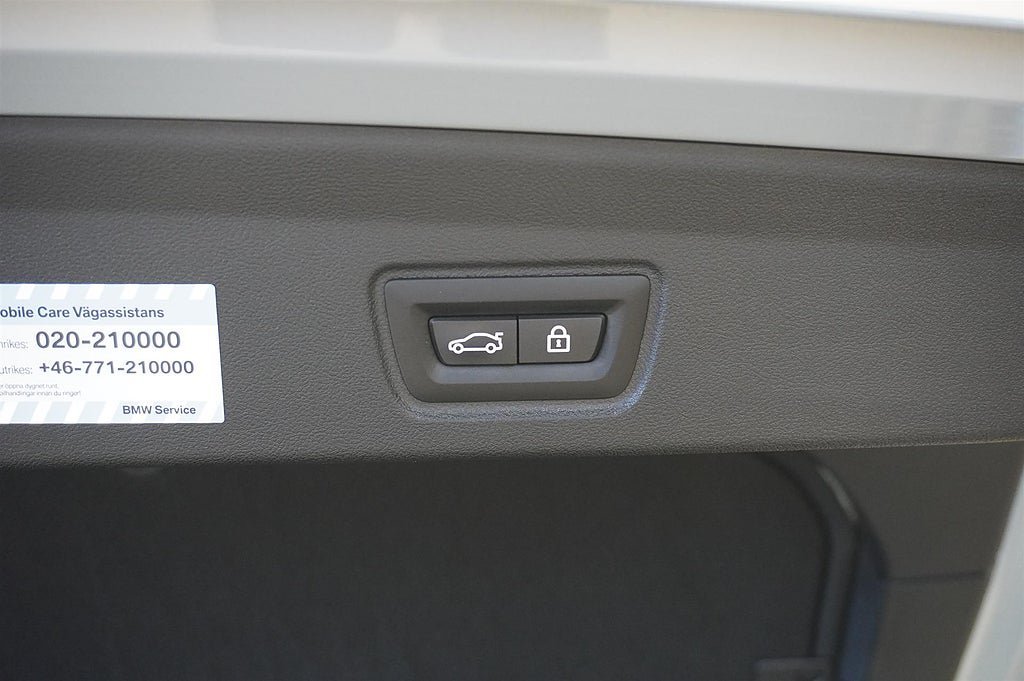 Vehicle Image 29