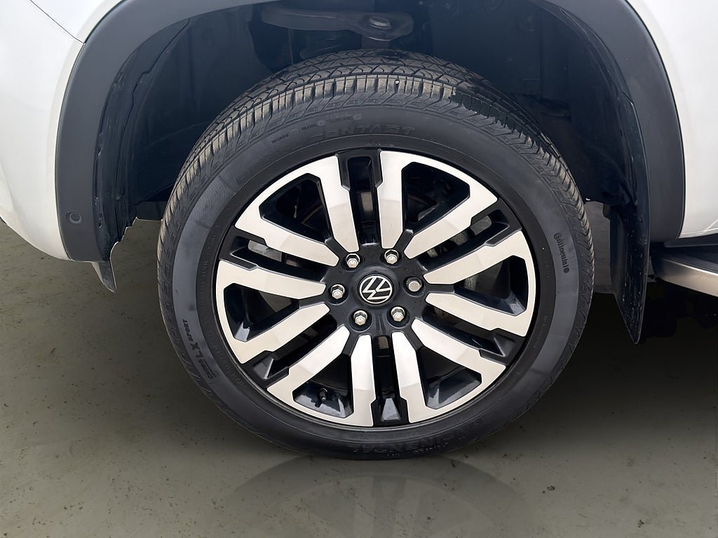 Vehicle Image 36