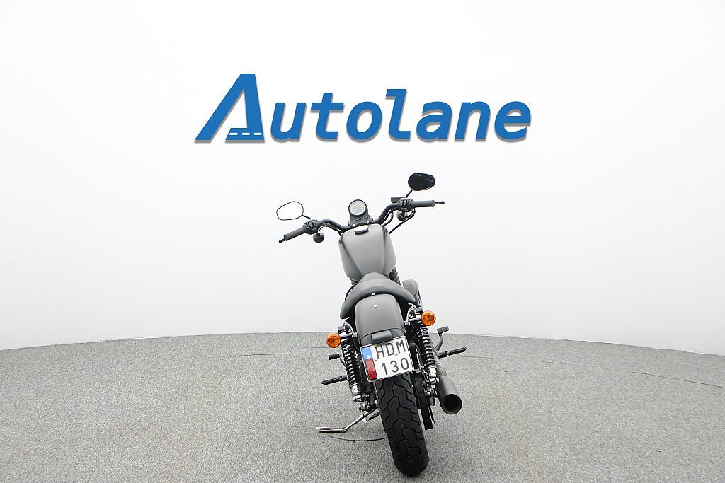 Vehicle Image 8