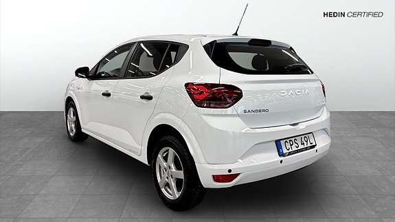Vehicle Image 7