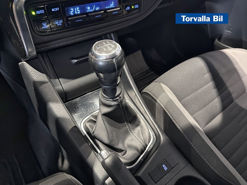 Vehicle Image 13