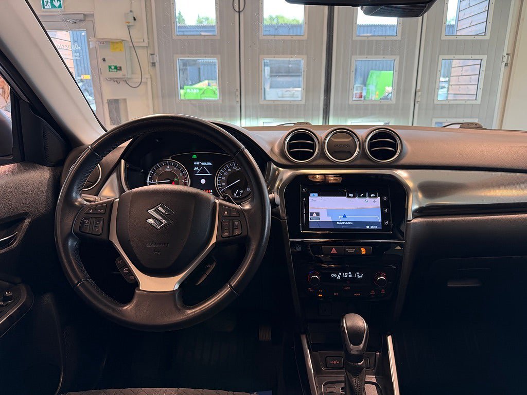Vehicle Image 7