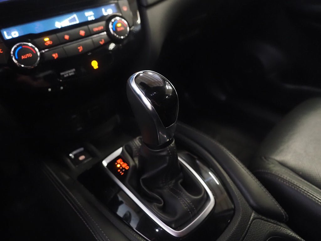 Vehicle Image 24