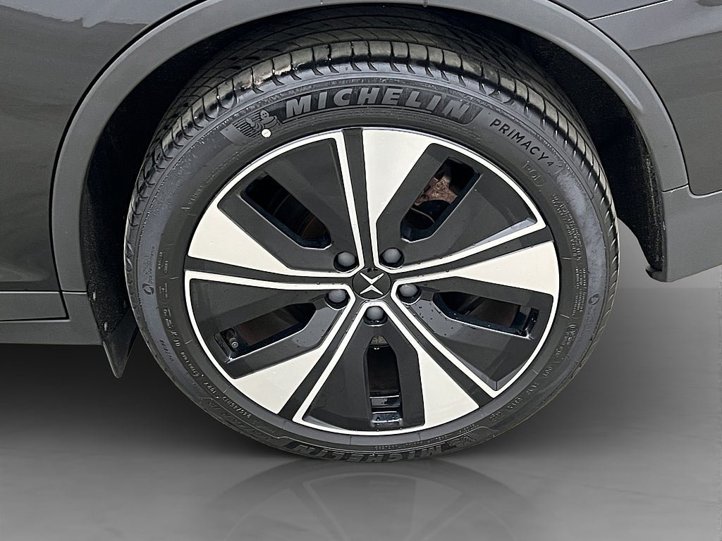 Vehicle Image 30