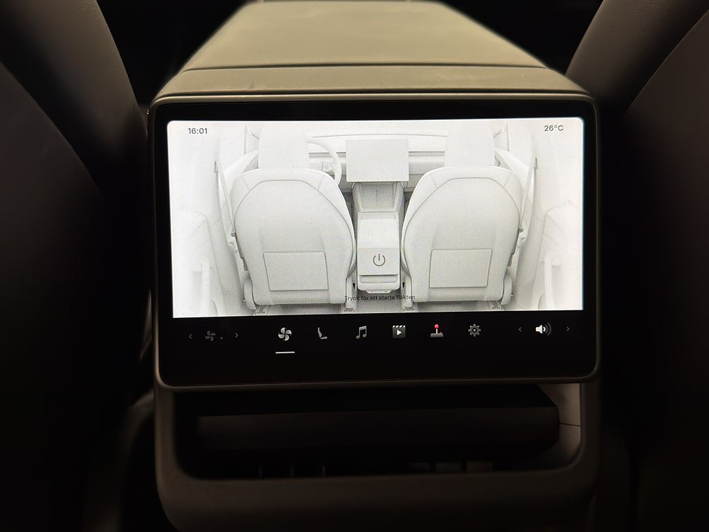 Vehicle Image 36