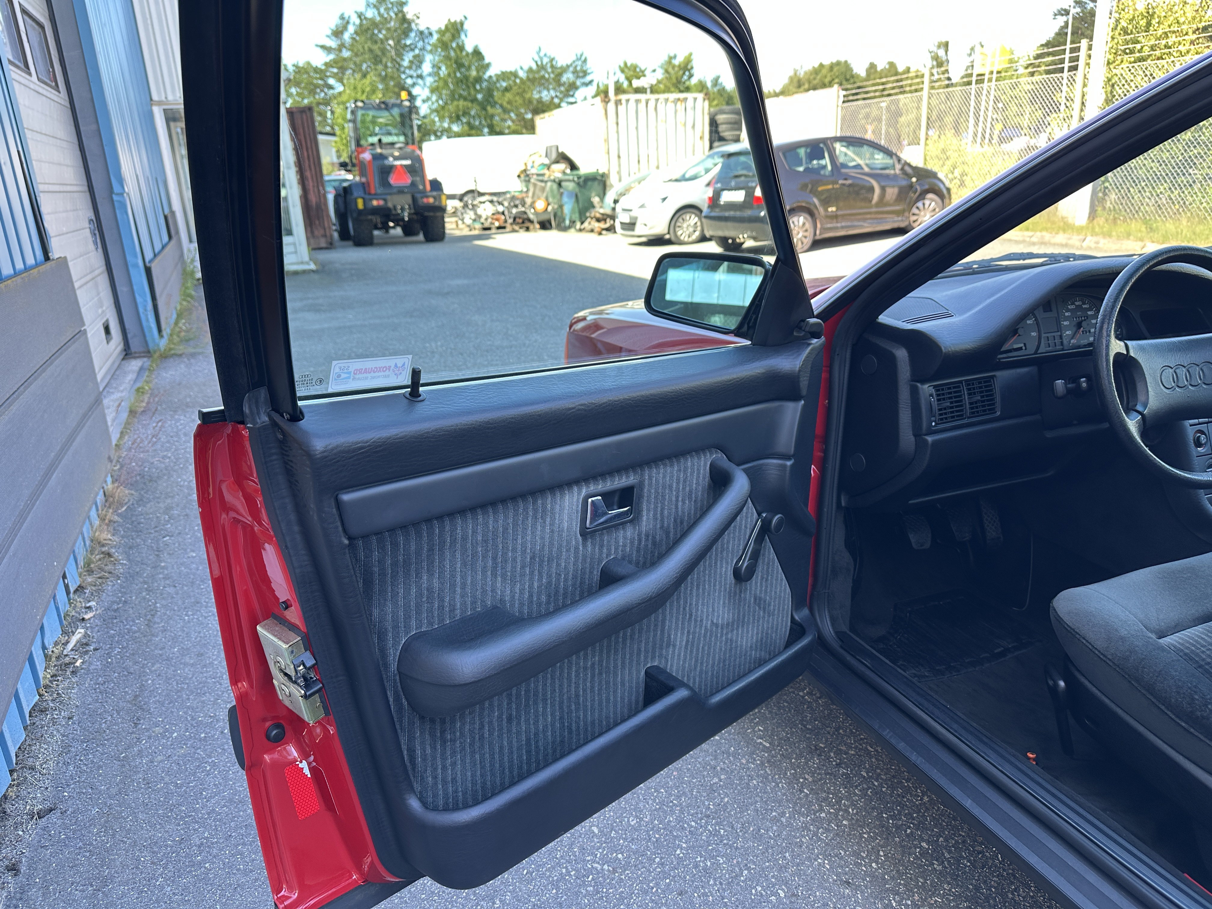 Vehicle Image 30