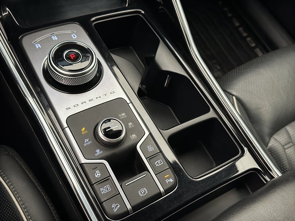 Vehicle Image 29