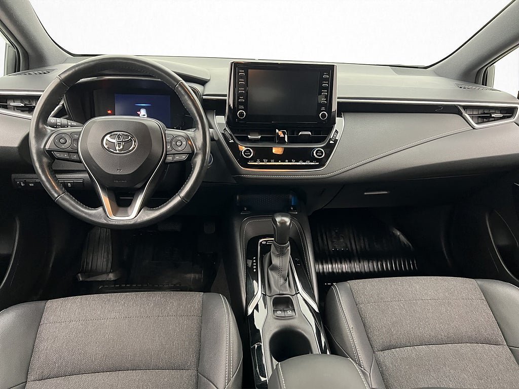 Vehicle Image 12