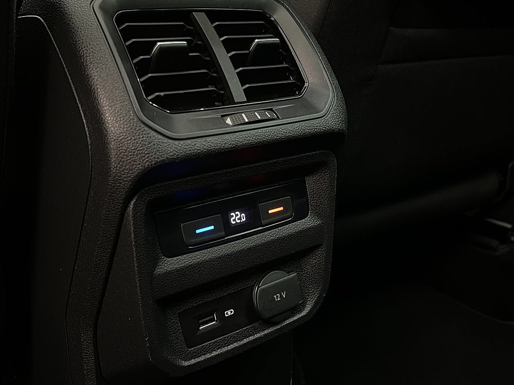 Vehicle Image 29