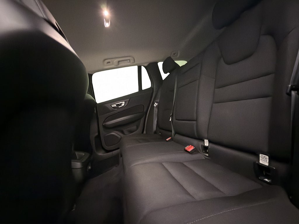 Vehicle Image 29