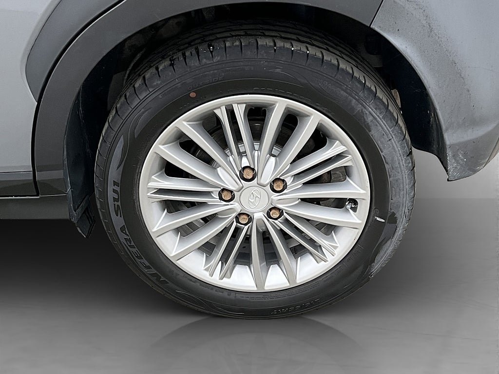 Vehicle Image 31