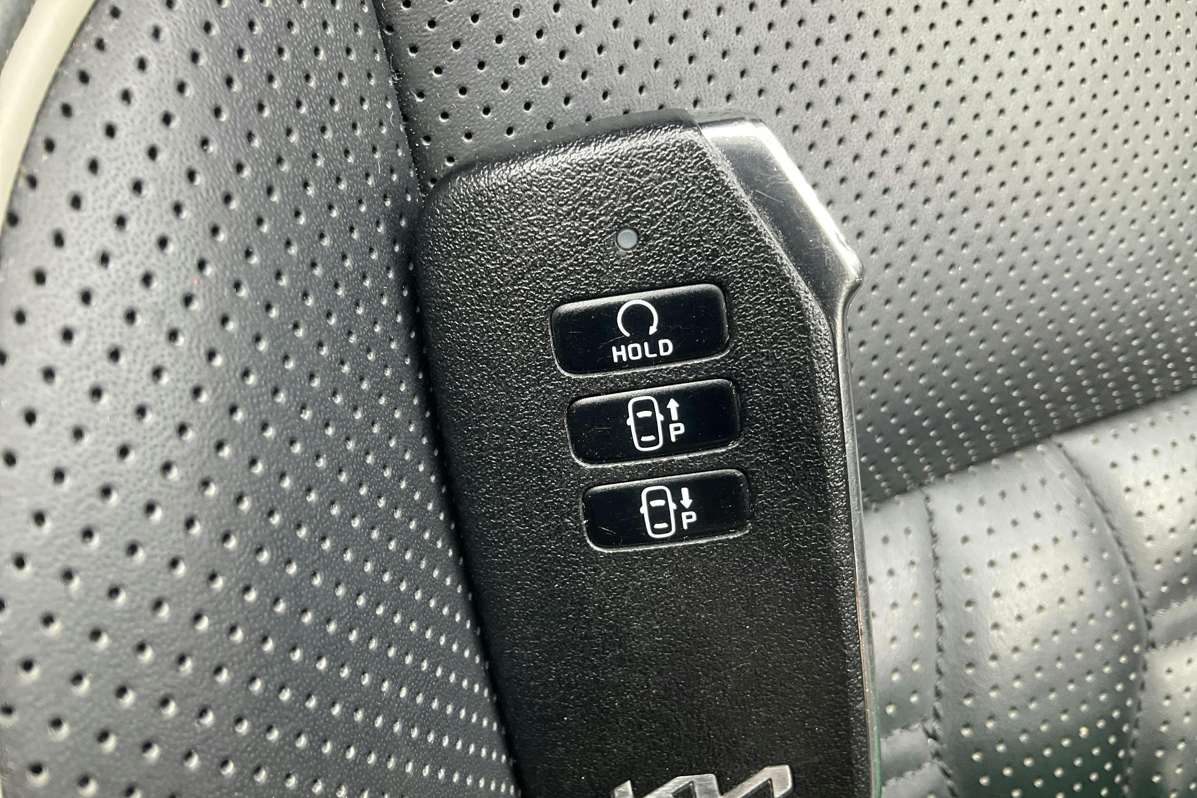 Vehicle Image 22