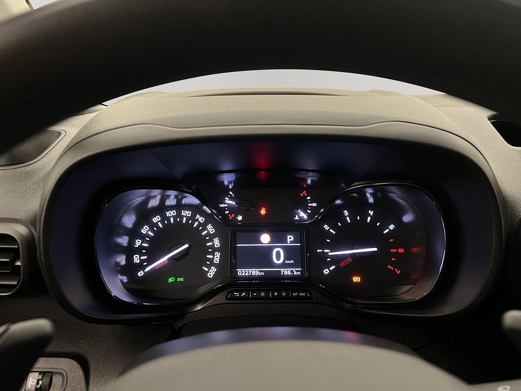 Vehicle Image 19