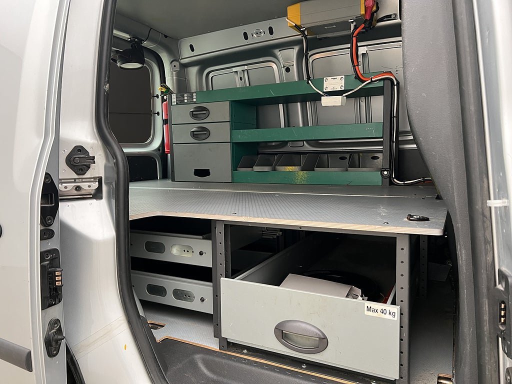 Vehicle Image 13
