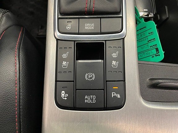 Vehicle Image 26