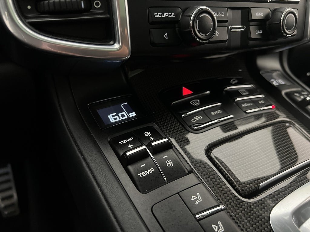 Vehicle Image 24