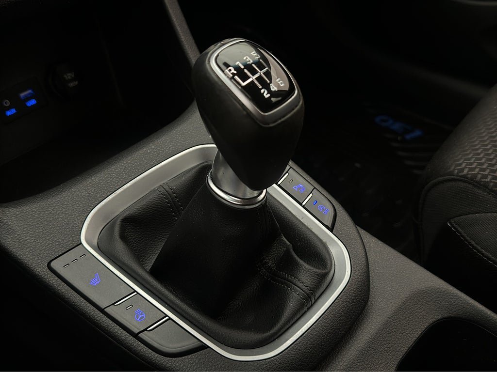 Vehicle Image 21