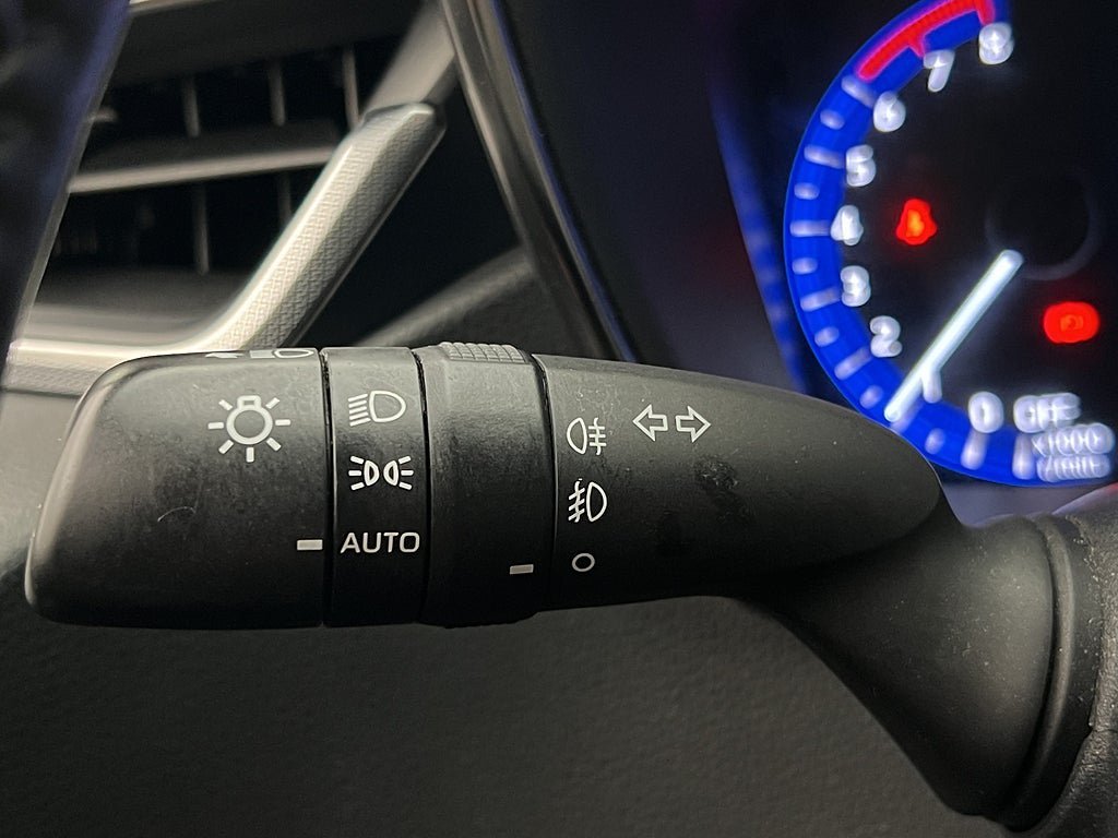 Vehicle Image 23