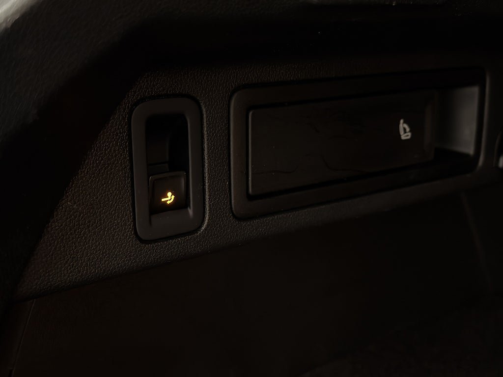 Vehicle Image 27