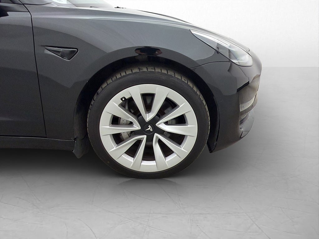 Vehicle Image 33
