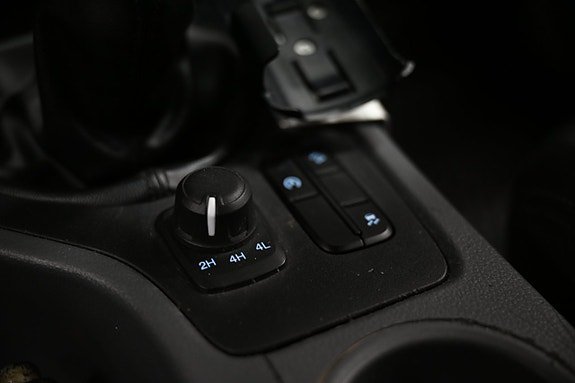 Vehicle Image 26