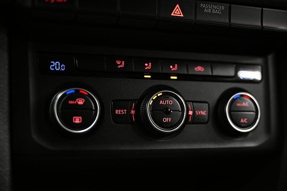Vehicle Image 27