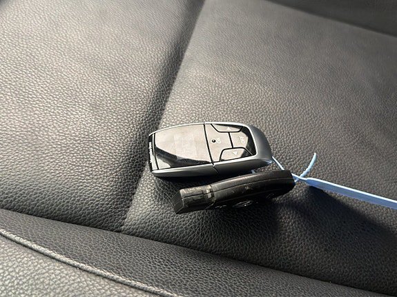 Vehicle Image 26